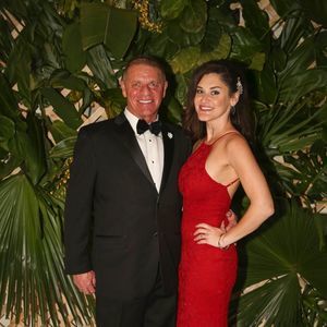 Meet your Posher, Joy